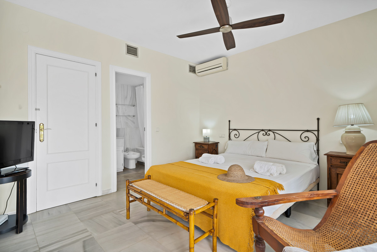Huis te koop in Guadalmina Alta | 5 slaapkamers H5150317
