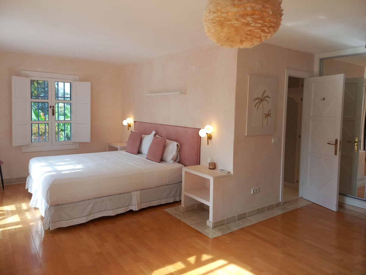 Huis te koop in Guadalmina Alta | 5 slaapkamers H5205895