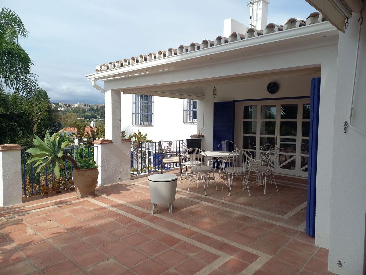 Huis te koop in Guadalmina Alta | 5 slaapkamers H5205895
