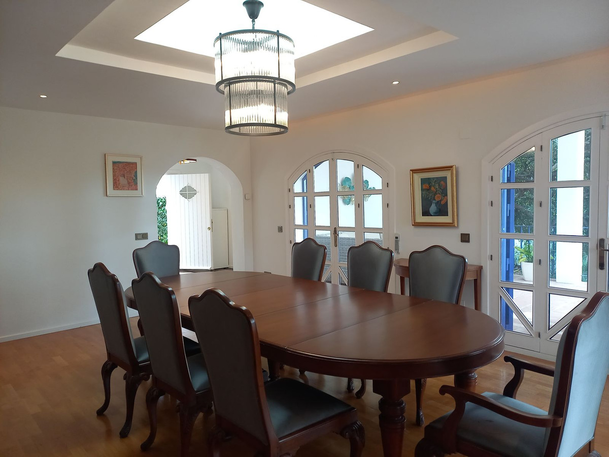 Huis te koop in Guadalmina Alta | 5 slaapkamers H5205895