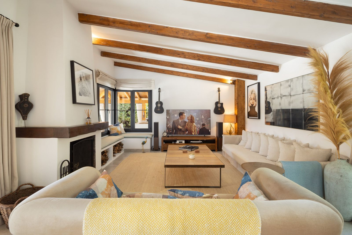 Huis te koop in Guadalmina Alta | 8 slaapkamers H5223181