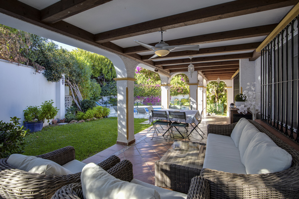 Huis te koop in Guadalmina Alta | 4 slaapkamers H5227861