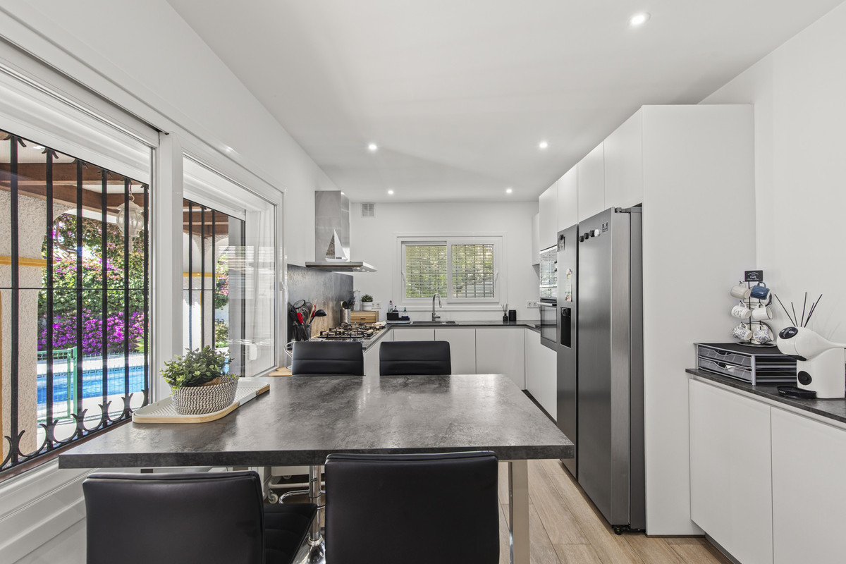 Huis te koop in Guadalmina Alta | 4 slaapkamers H5227861