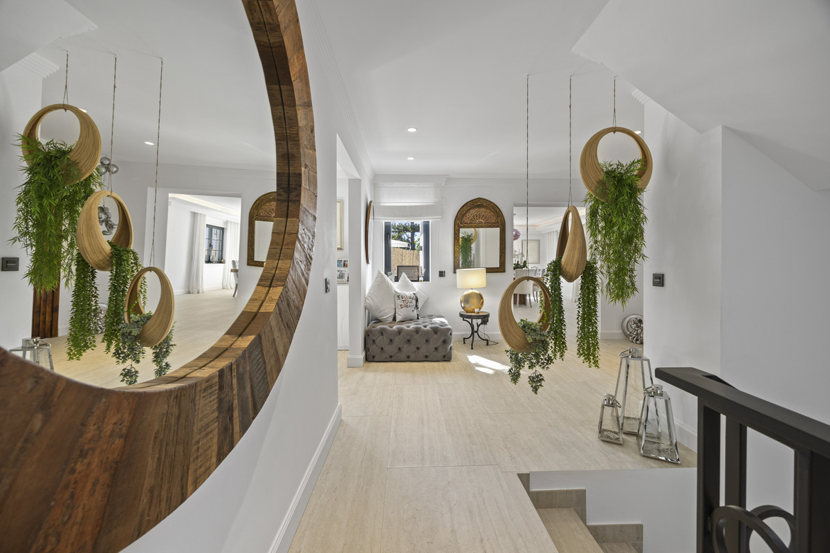 Huis te koop in Guadalmina Alta | 5 slaapkamers H5264038