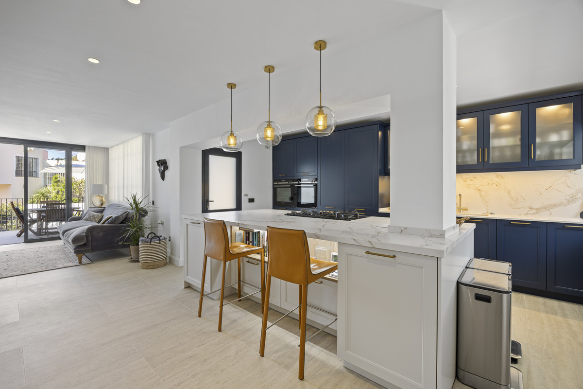 Huis te koop in Guadalmina Alta | 5 slaapkamers H5264038