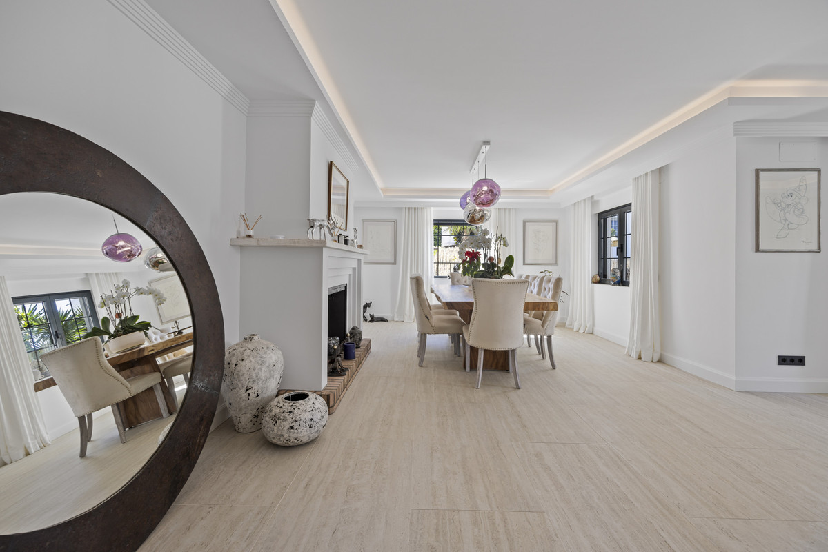 Huis te koop in Guadalmina Alta | 5 slaapkamers H5264038