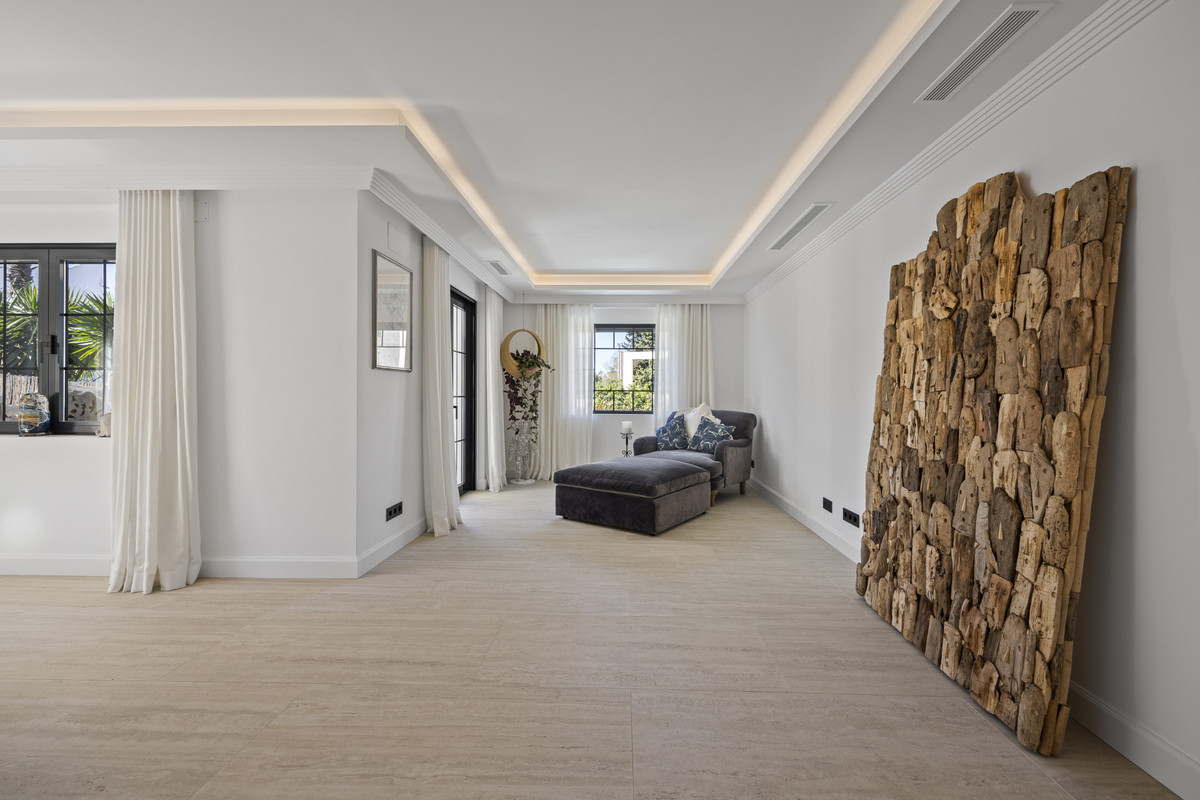 Huis te koop in Guadalmina Alta | 5 slaapkamers H5264038