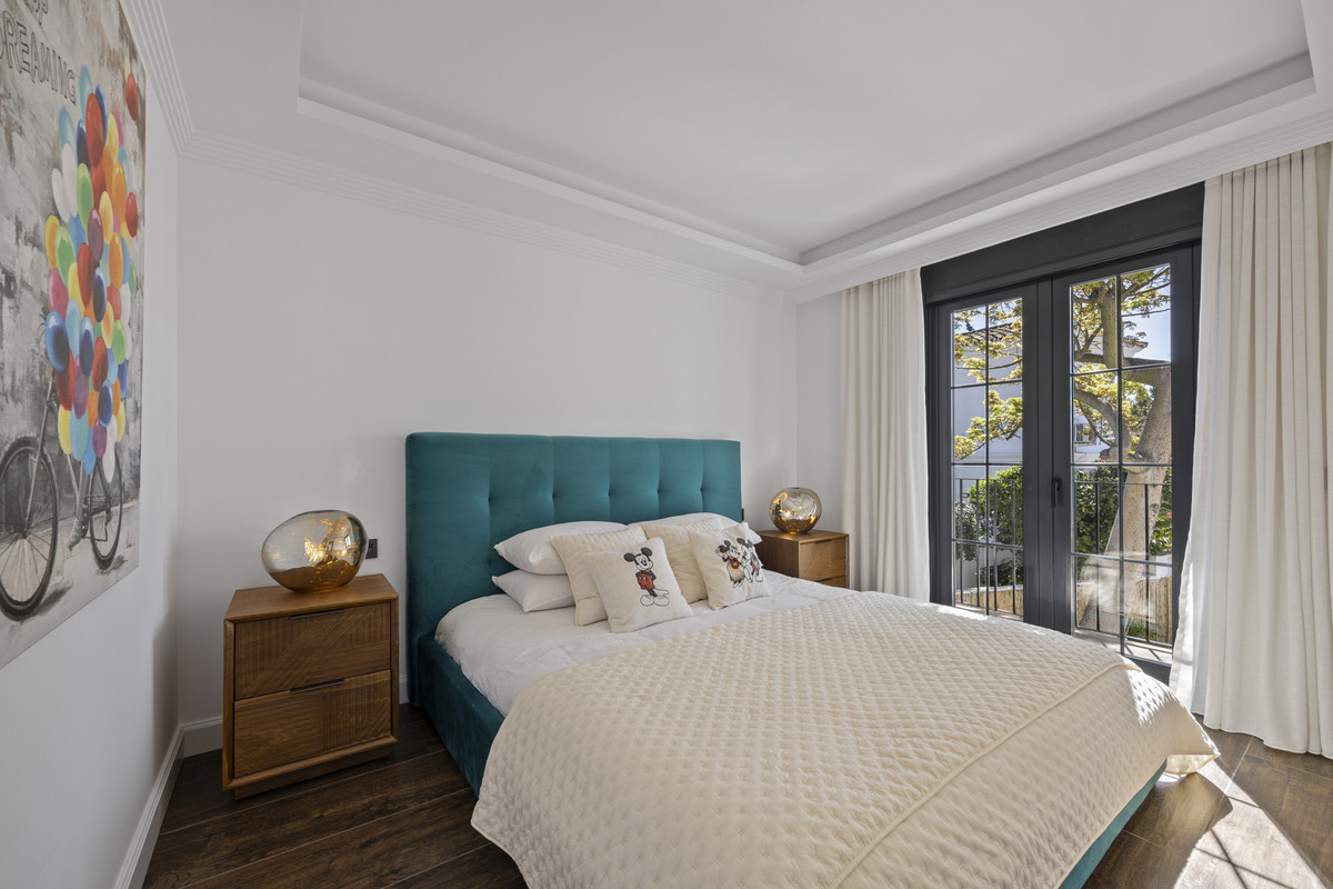 Huis te koop in Guadalmina Alta | 5 slaapkamers H5264038