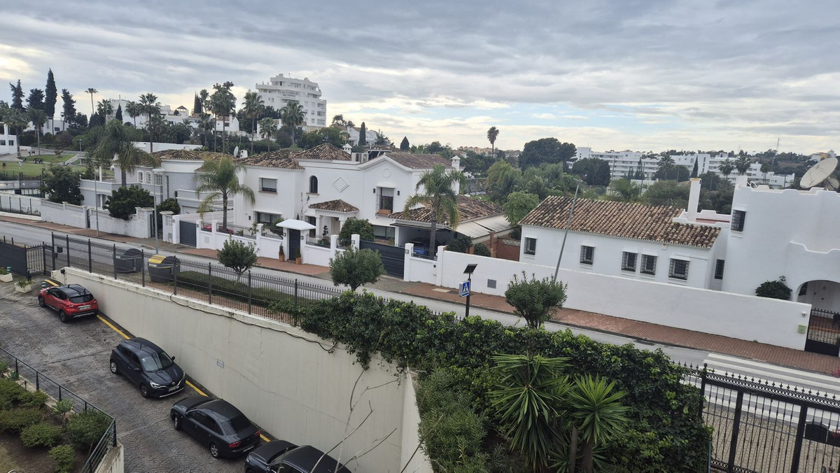 Huis te koop in Guadalmina Alta | 2 slaapkamers H5274187