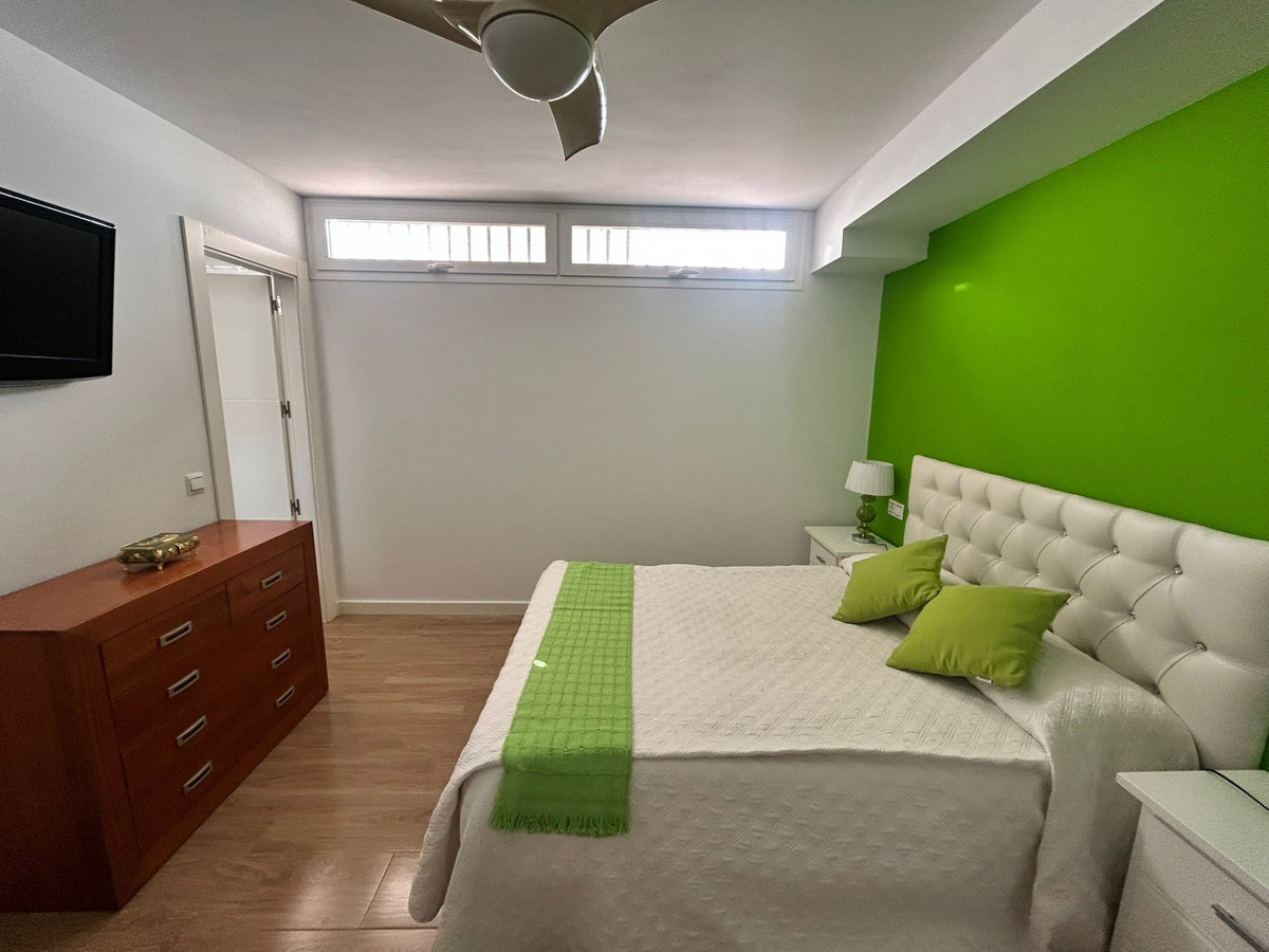 Huis te koop in Guadalmina Alta | 4 slaapkamers H5283214