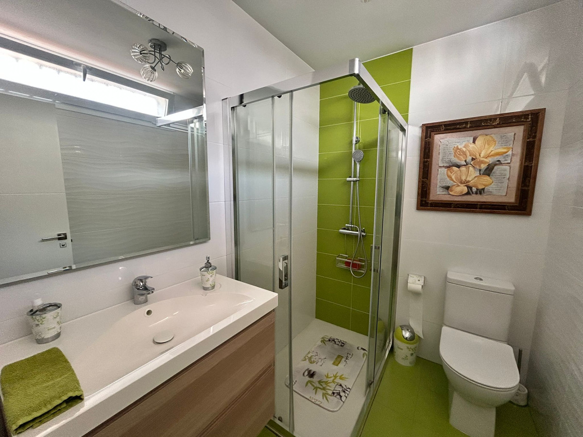 Huis te koop in Guadalmina Alta | 4 slaapkamers H5283214