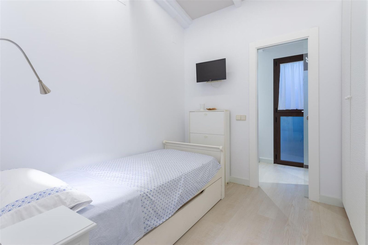 Huis te koop in Guadalmina Alta | 5 slaapkamers H5320693