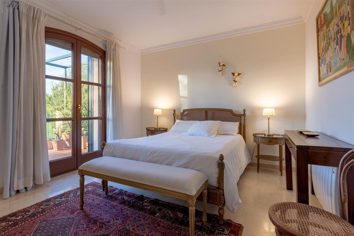 Huis te koop in Guadalmina Alta | 5 slaapkamers H5320693