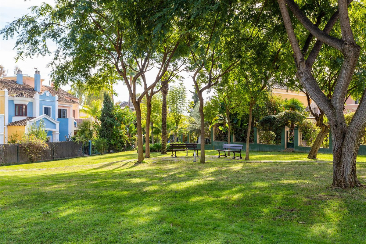 Huis te koop in Guadalmina Alta | 5 slaapkamers H5320693