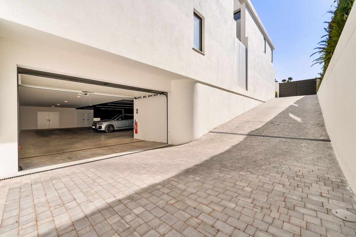 Property main view 32