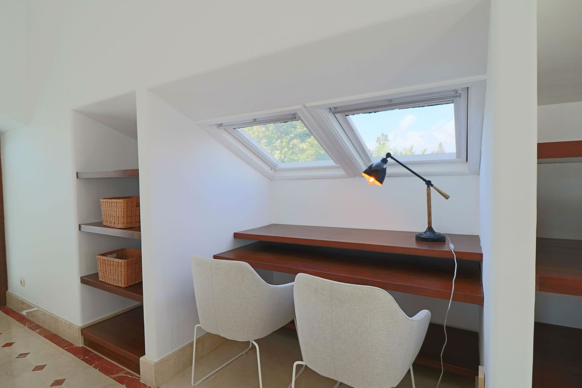 Huis te koop in Guadalmina Alta | 5 slaapkamers H5346997