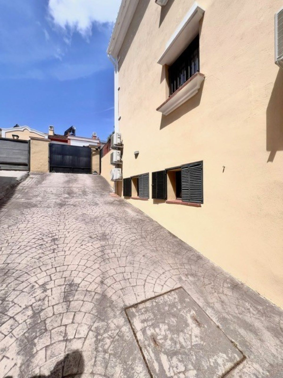 Property main view 36