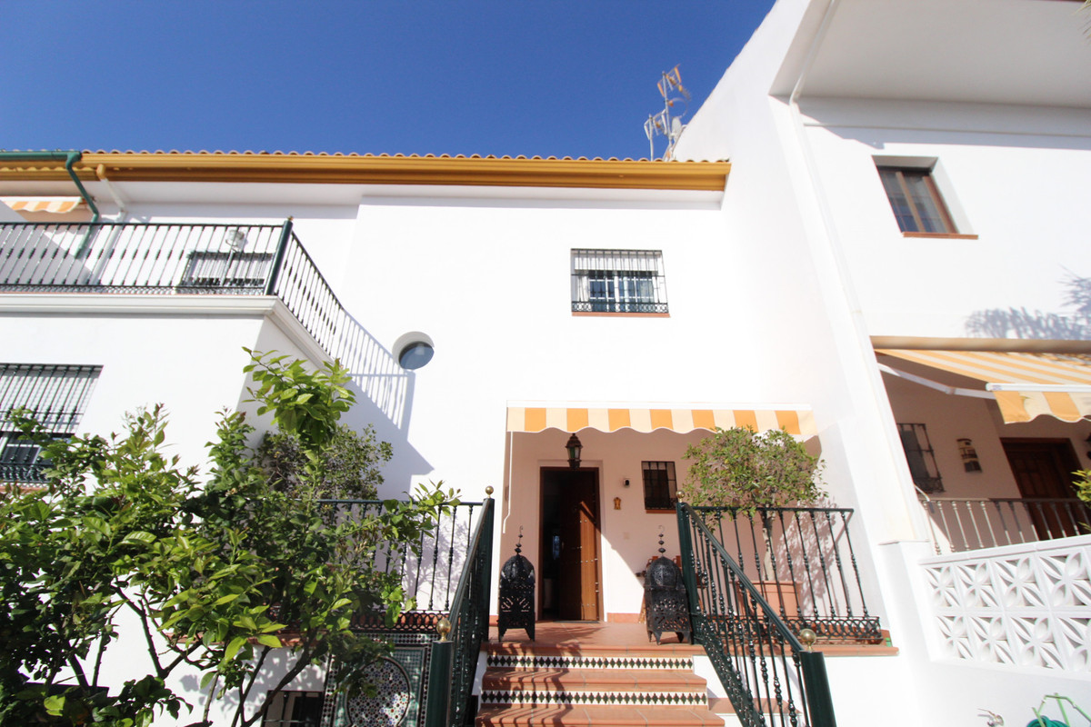 Huis te koop in Guadalmina Alta | 4 slaapkamers H5357815