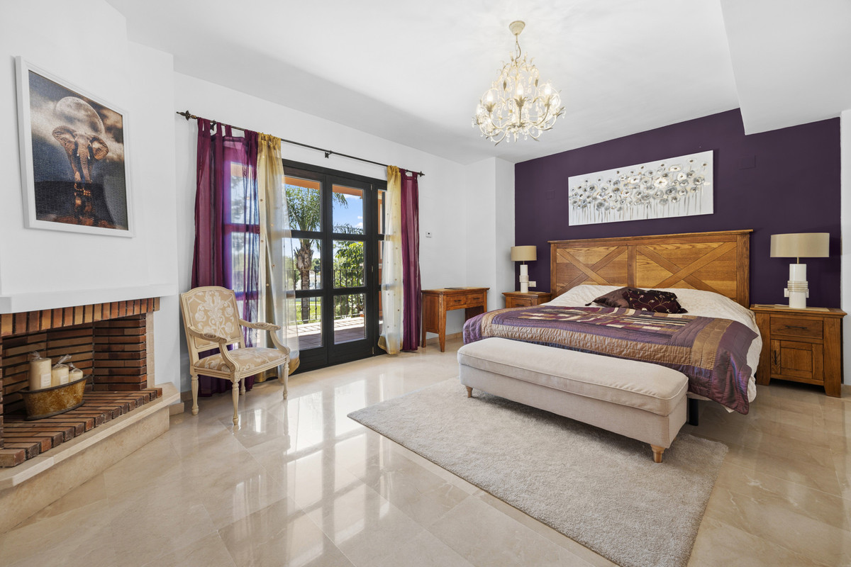 Huis te koop in Guadalmina Alta | 5 slaapkamers H5379259