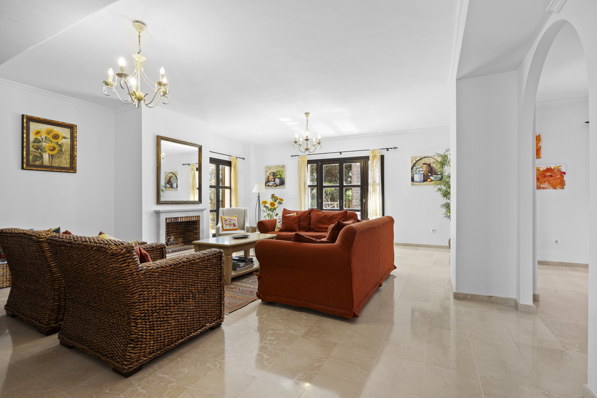 Huis te koop in Guadalmina Alta | 5 slaapkamers H5379259