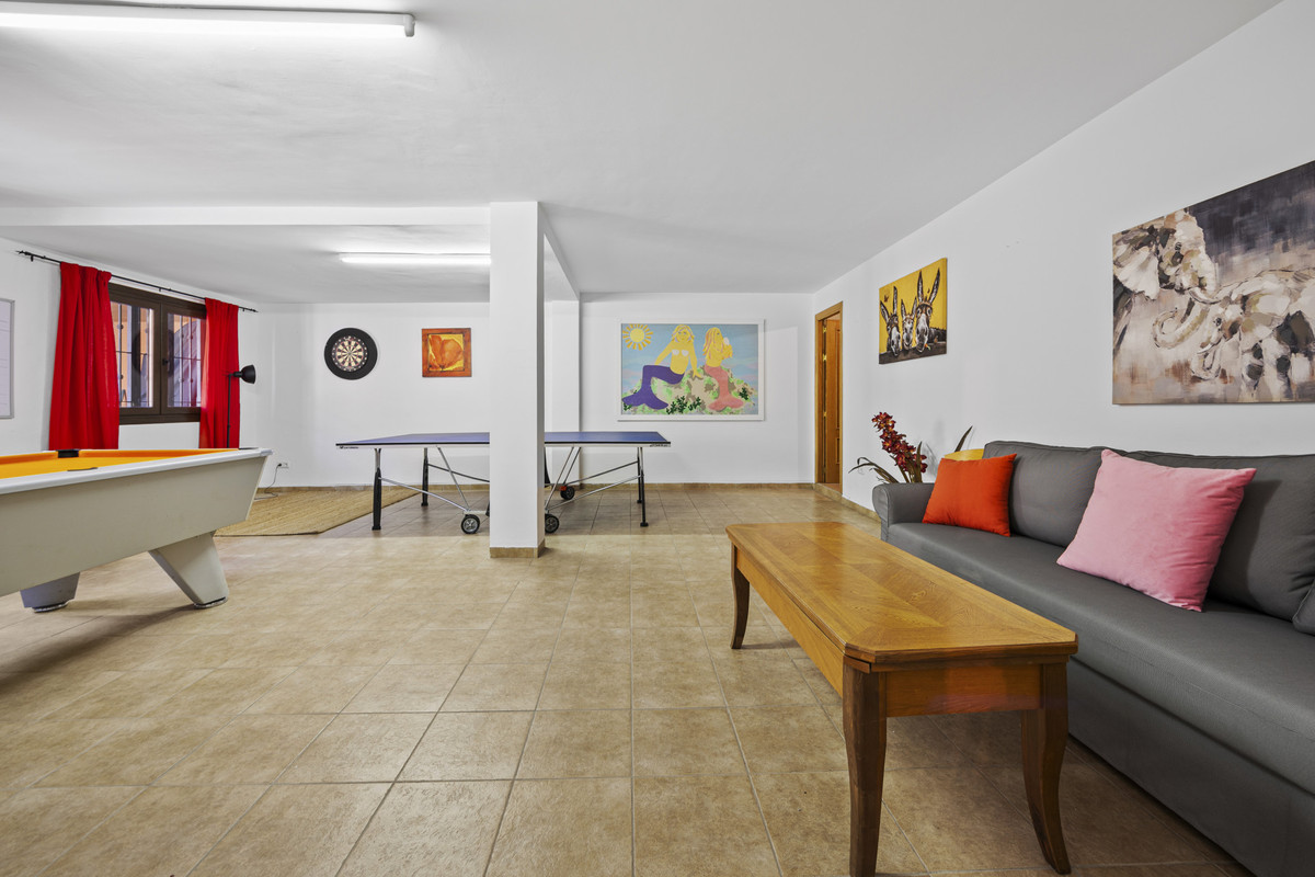 Huis te koop in Guadalmina Alta | 5 slaapkamers H5379259