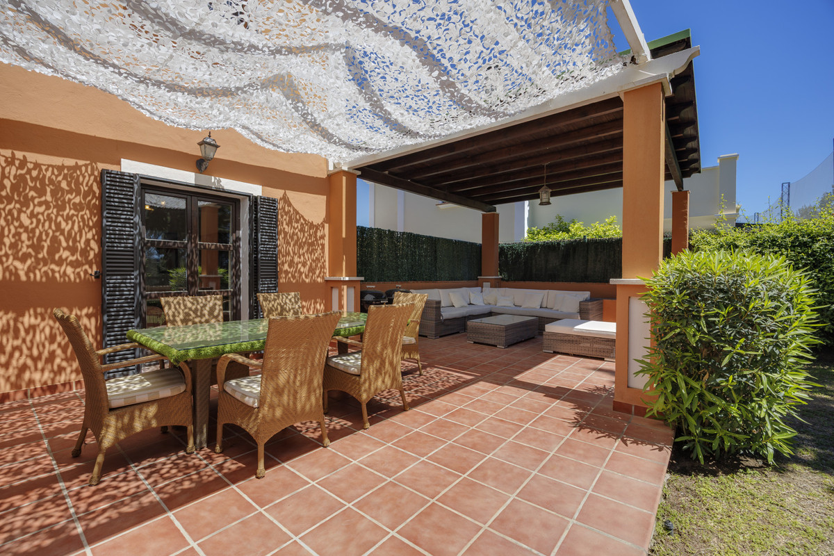 Huis te koop in Guadalmina Alta | 5 slaapkamers H5379259