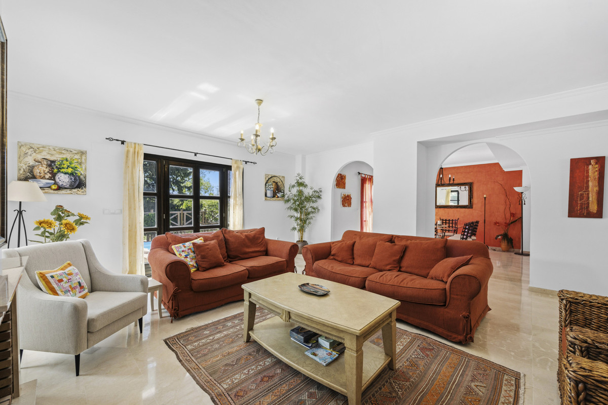 Huis te koop in Guadalmina Alta | 5 slaapkamers H5379259