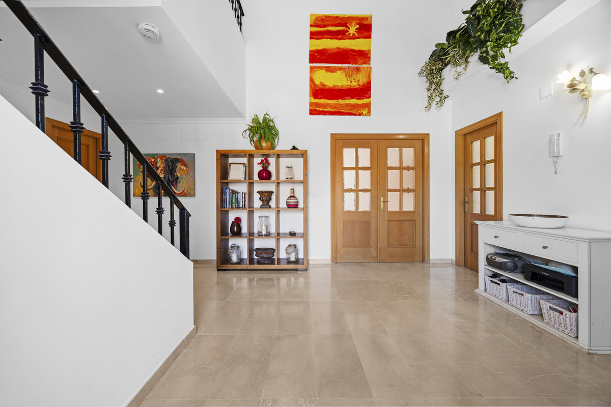 Huis te koop in Guadalmina Alta | 5 slaapkamers H5379259