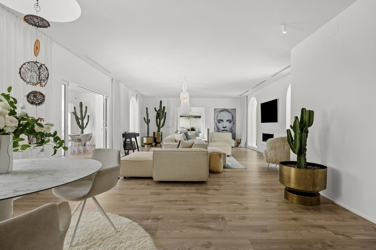 Huis te koop in Guadalmina Alta | 5 slaapkamers H5393230