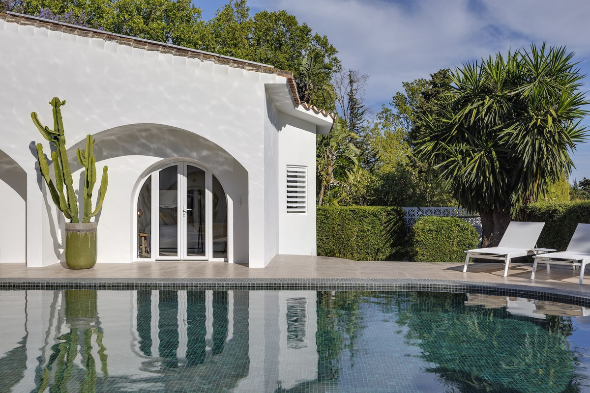 Huis te koop in Guadalmina Alta | 5 slaapkamers H5393230