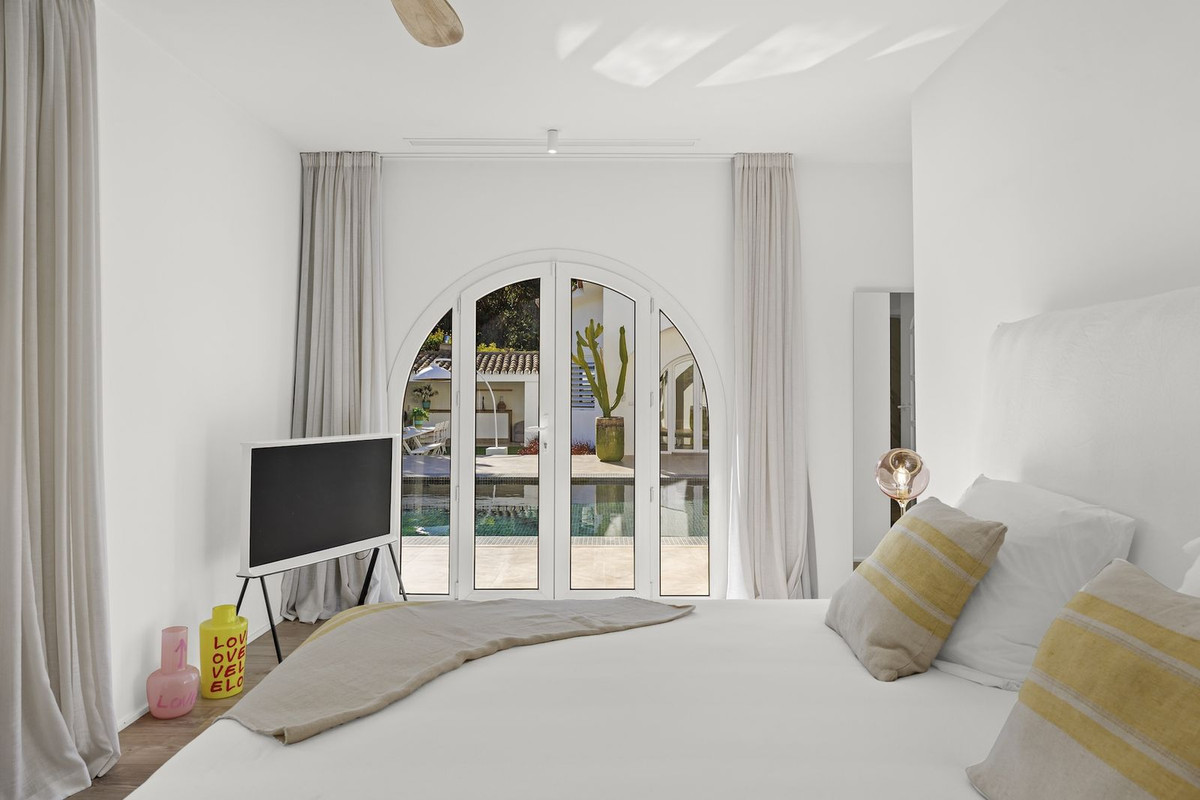 Huis te koop in Guadalmina Alta | 5 slaapkamers H5393230