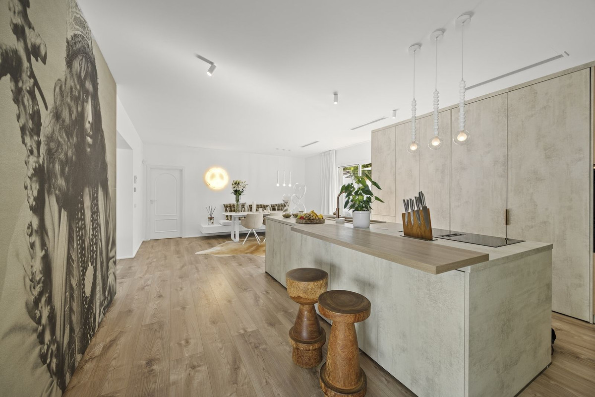 Huis te koop in Guadalmina Alta | 5 slaapkamers H5393230