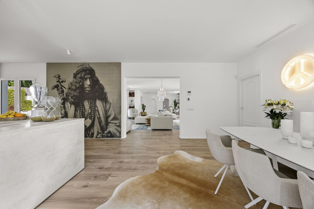 Huis te koop in Guadalmina Alta | 5 slaapkamers H5393230