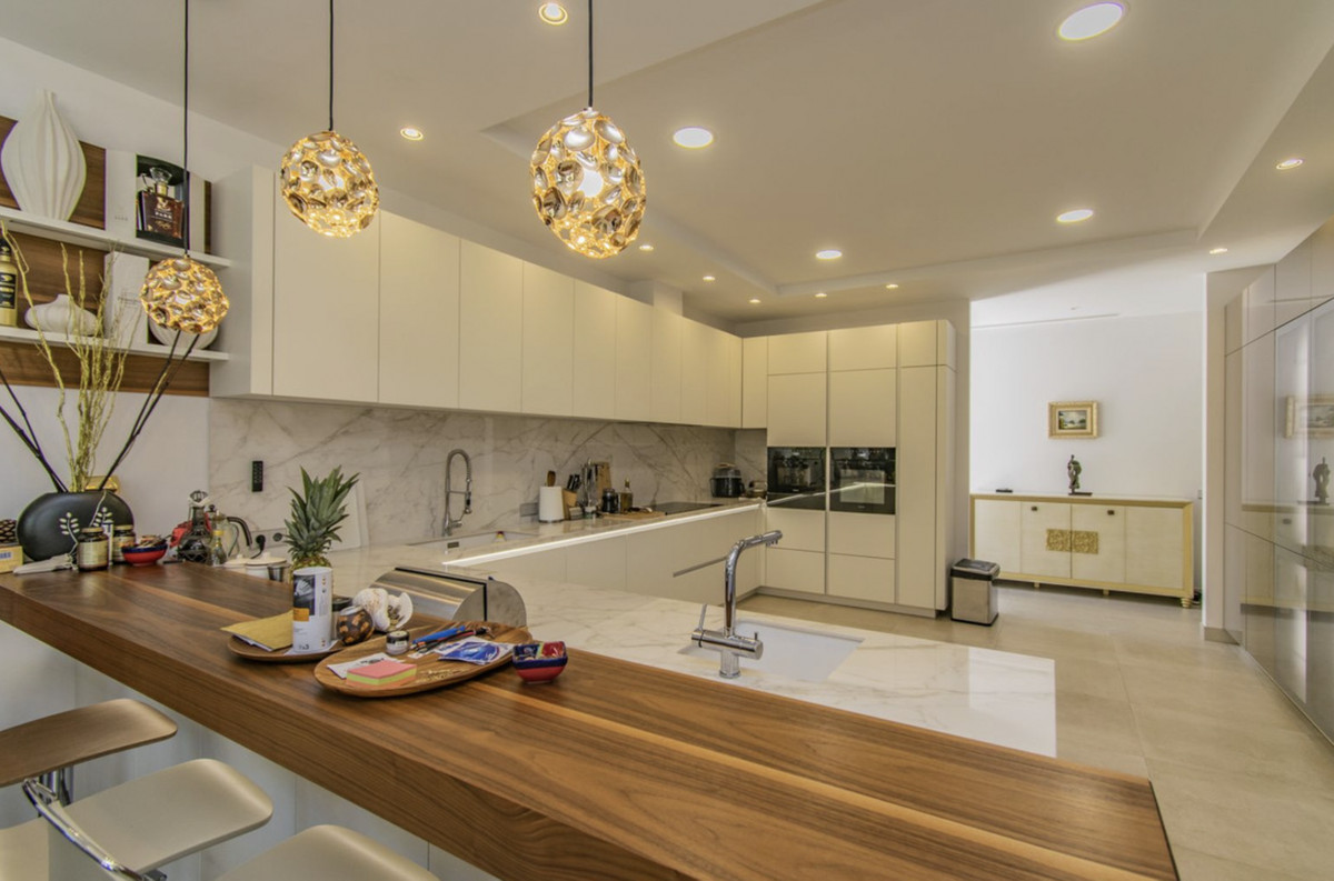 Huis te koop in Guadalmina Baja | 6 slaapkamers H4053367