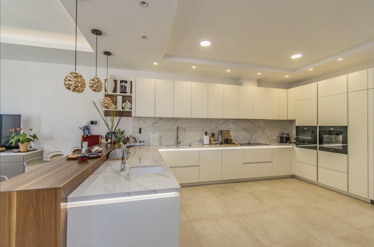 Huis te koop in Guadalmina Baja | 6 slaapkamers H4053367