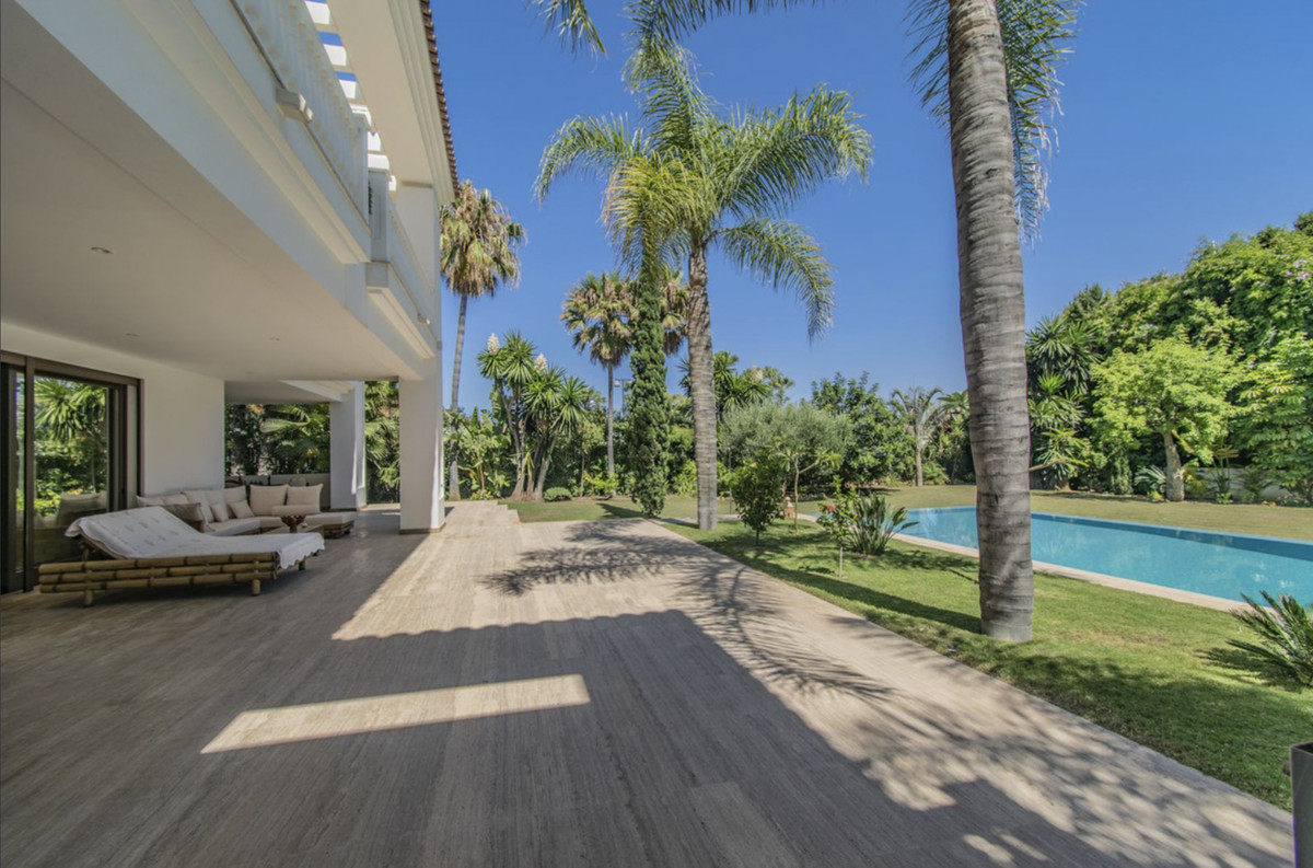 Huis te koop in Guadalmina Baja | 6 slaapkamers H4053367