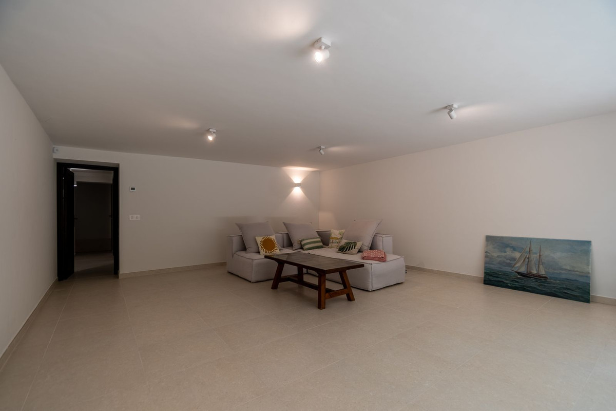 Property main view 33