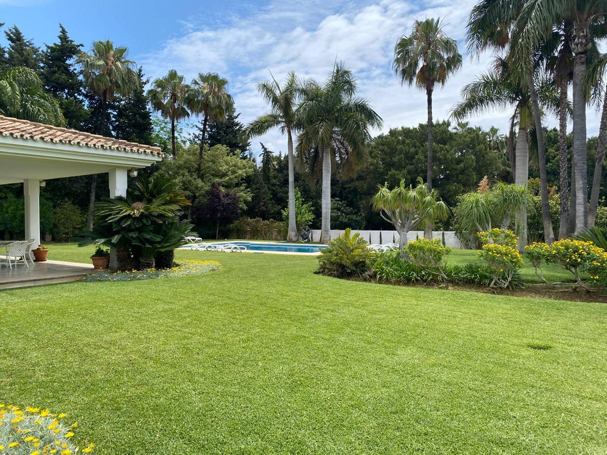 Vrijstaande Villa in Guadalmina Baja-3