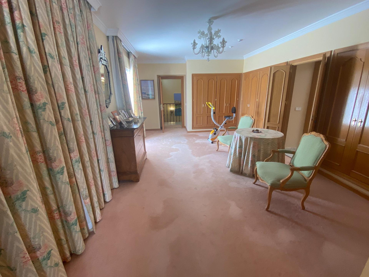 Vrijstaande Villa in Guadalmina Baja-30