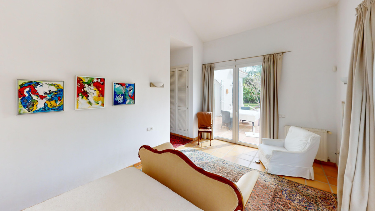 Vrijstaande Villa in Guadalmina Baja-22