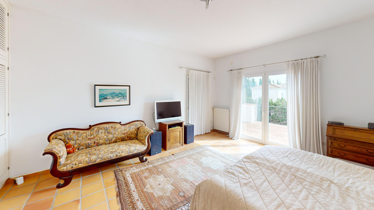 Vrijstaande Villa in Guadalmina Baja-23