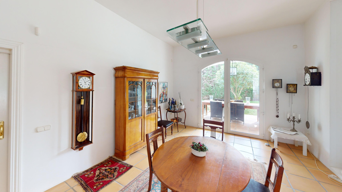 Vrijstaande Villa in Guadalmina Baja-24