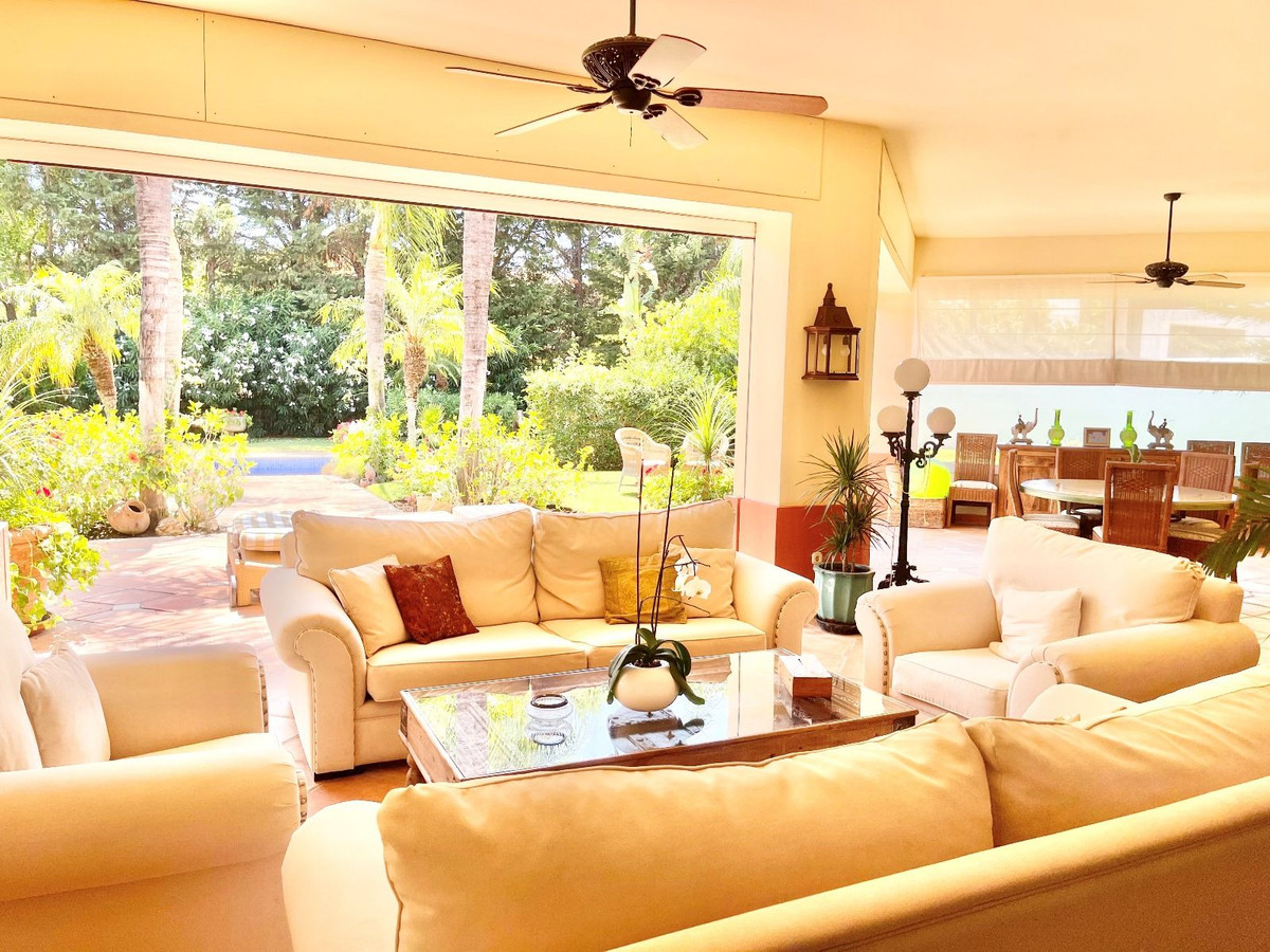 Vrijstaande Villa in Guadalmina Baja-3