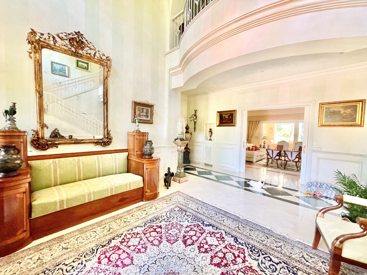 Vrijstaande Villa in Guadalmina Baja-6