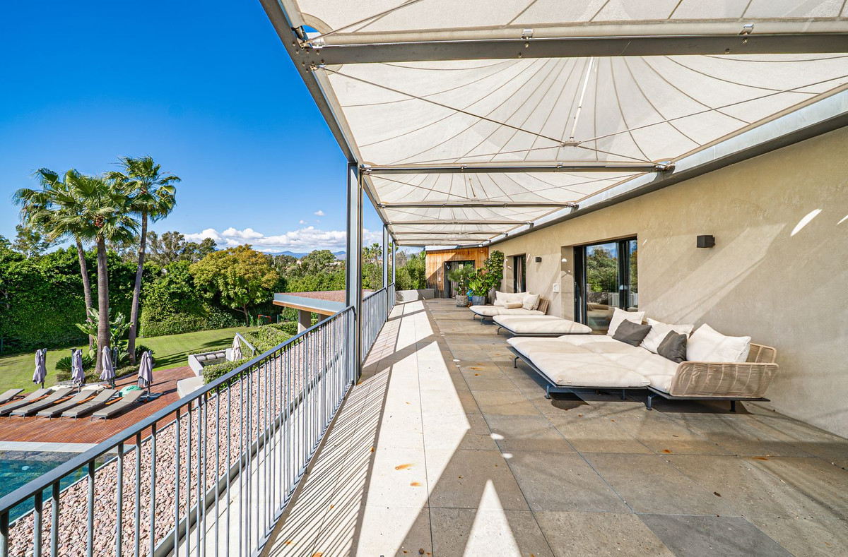 Vrijstaande Villa in Guadalmina Baja-17