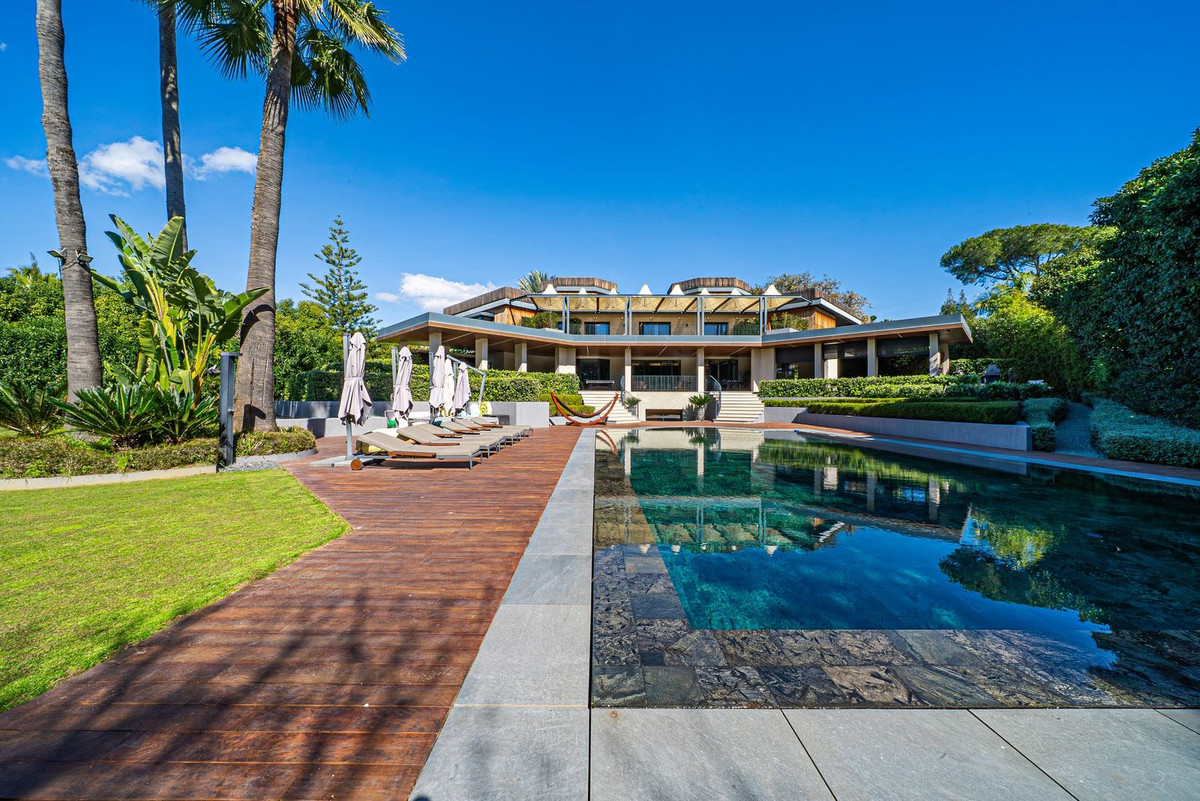 Vrijstaande Villa in Guadalmina Baja-2