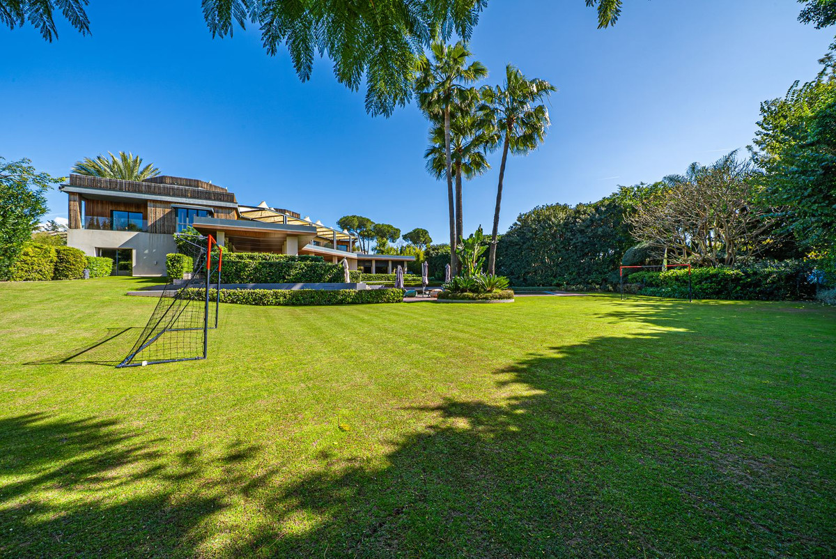 Vrijstaande Villa in Guadalmina Baja-4