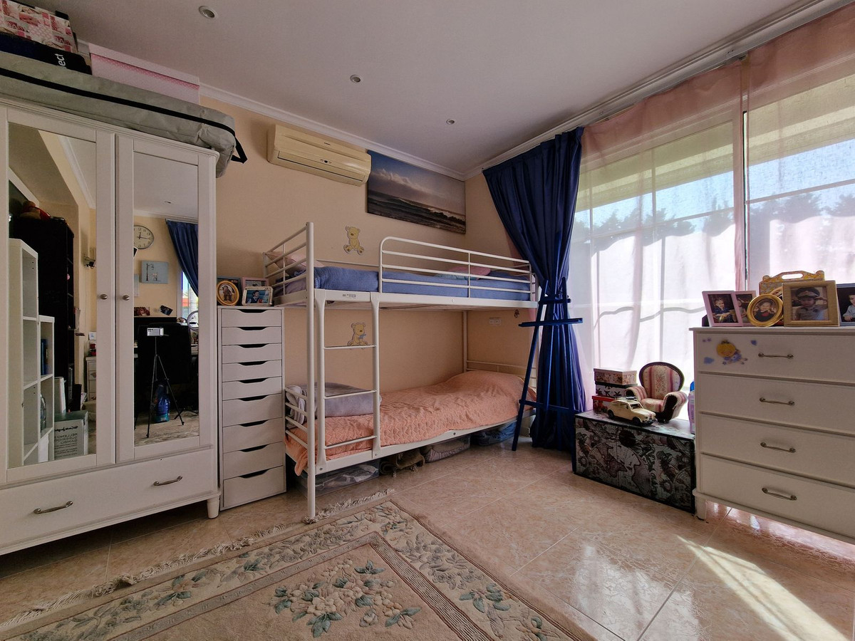 Huis te koop in Guadalmina Baja | 5 slaapkamers H5110717