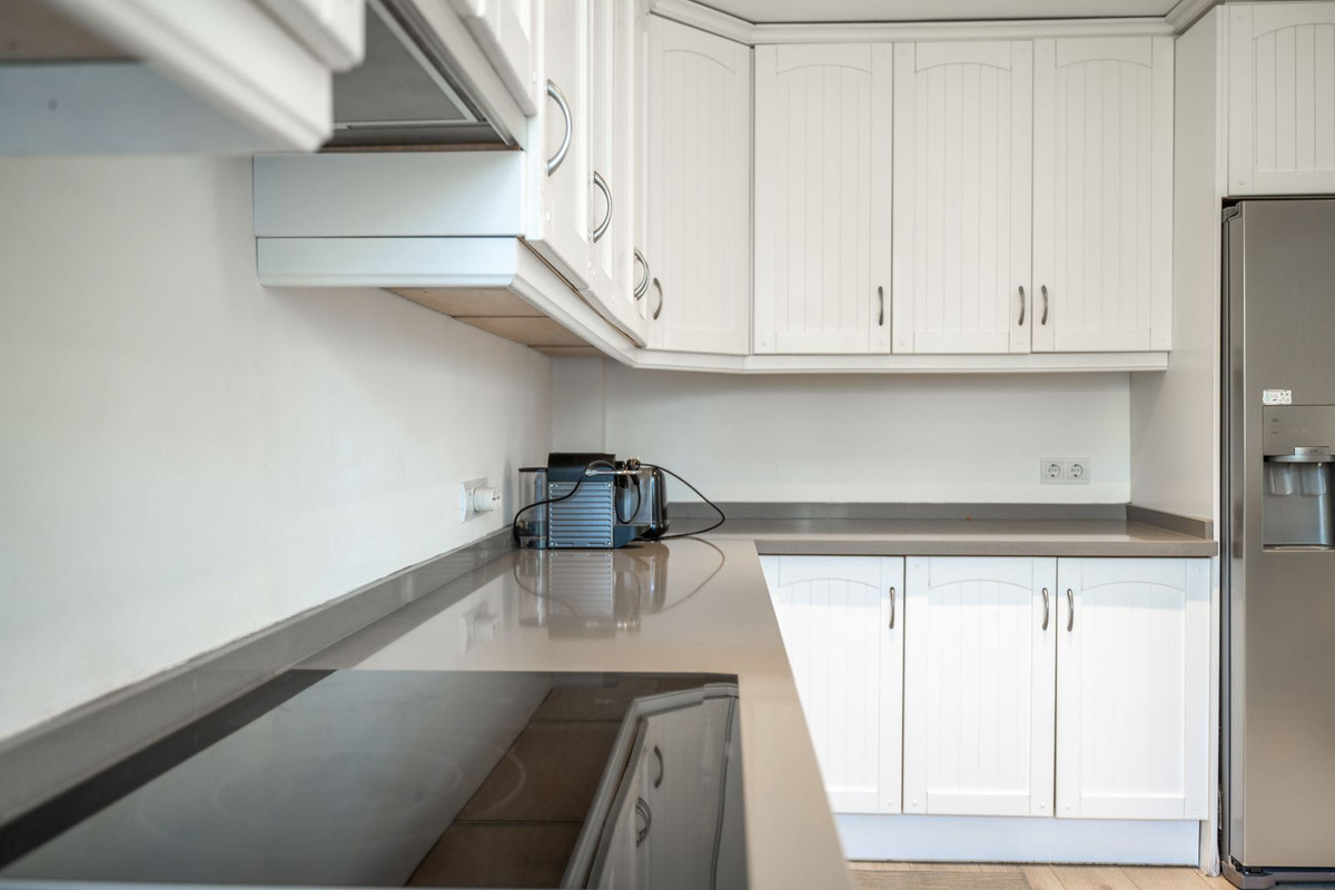 Huis te koop in Guadalmina Baja | 5 slaapkamers H5148274