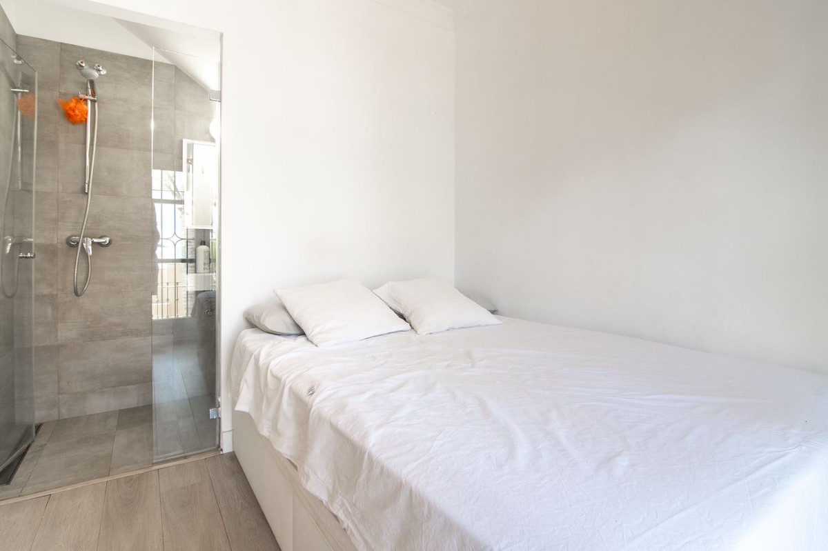 Huis te koop in Guadalmina Baja | 5 slaapkamers H5148274